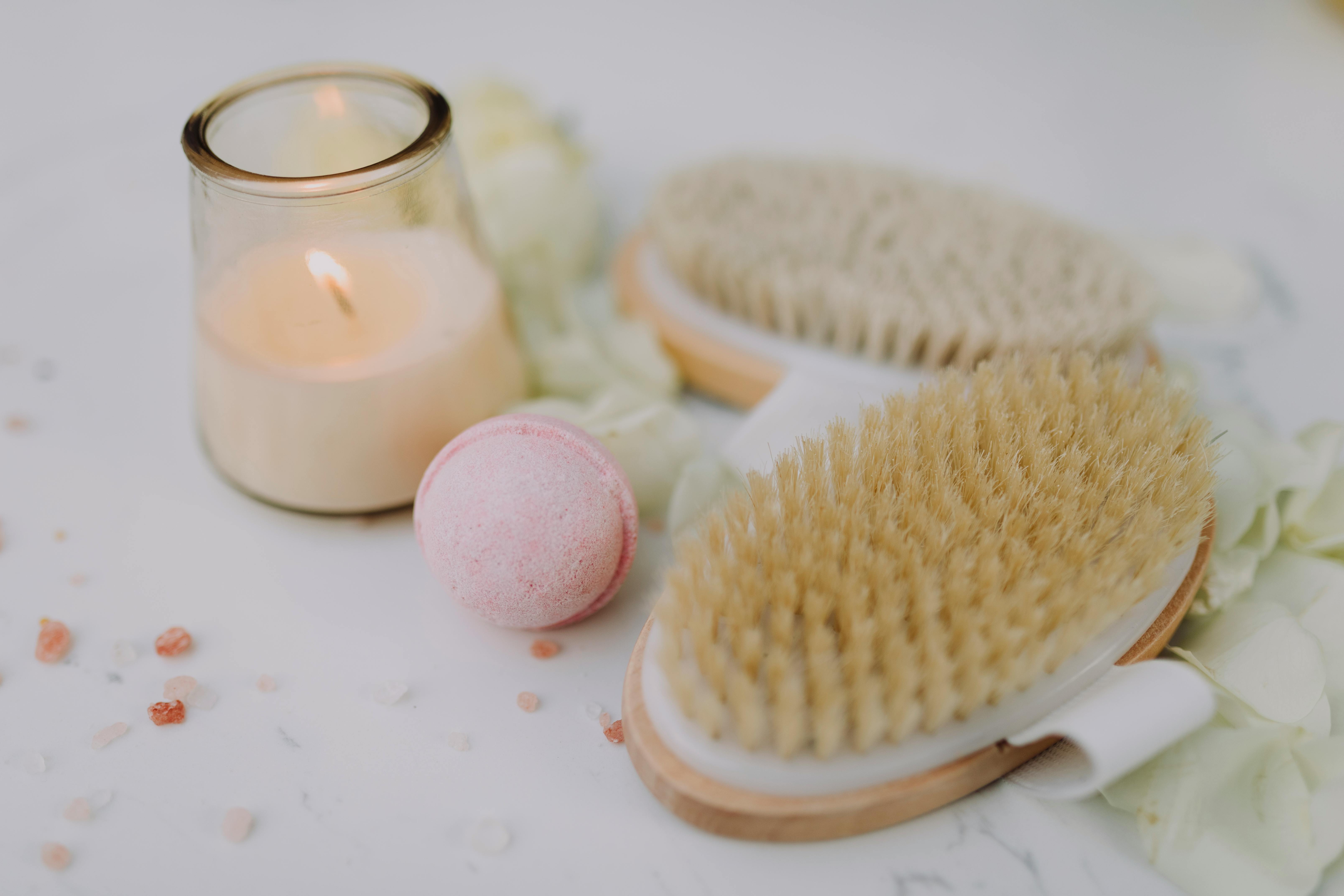 Divers accessoires de salle de bain.